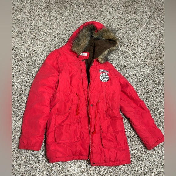 pink winter coat with fuzzy inside - Picture 1 of 3